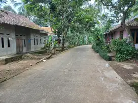 Dijual tanah pinggir jalan cor Kec. Karang Tanjung, 300 m2, SHM