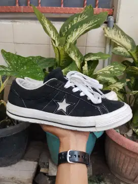 Converse one star