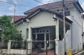 Dijual rumah puri gading kampung sawah