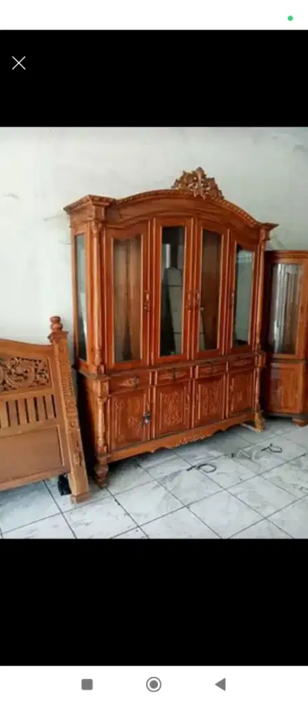 Almari hias jati jepara