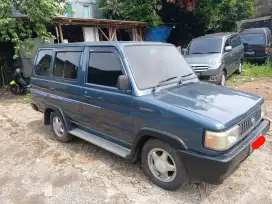 Toyota Kijang Grand Extra 1996