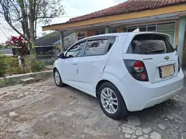 Chevrolet Aveo 2014 Bensin