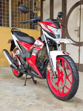 Honda Sonic / Sonic 150R 2023, Red Premium Metalic.