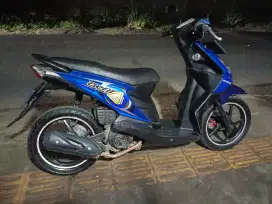 Motor secen Beat karbu