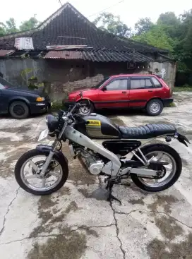 Xsr2009 komplit PJK hidup ae Ngawi besik pixsen old