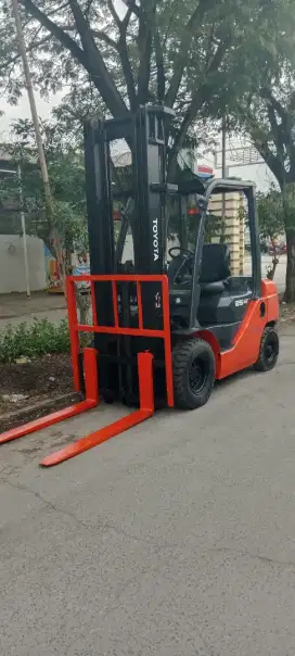 Forklift toyota treelift 6mtr 2019