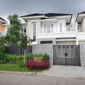 Rumah di Puri Galaxy dengan design luxury