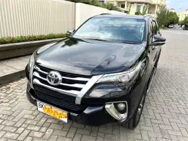 Toyota Fortuner VRZ A/T Diesel. Tahun 2017