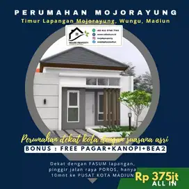 Rumah Eksklusif Timur Lapangan Mojorayung