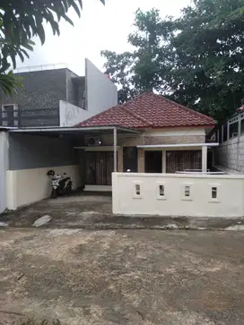 Dijual Rumah ( depan gedung kaltim post )