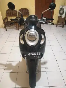 Honda Scoopy ISS CBS Keyless Tahun 2021 Surabaya.