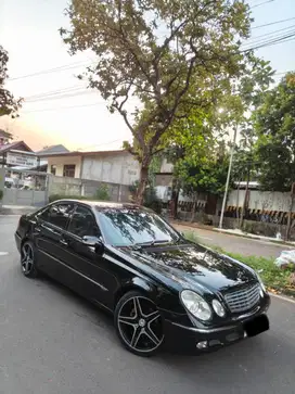 Mercy E260 Elegance Hitam Matic Mulus Siap Pake