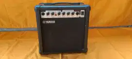 Guitar Amplifier Yamaha GA 15