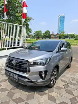 Toyota Innova Venturer Diesel Matic Tahun 2022 NIK 2021