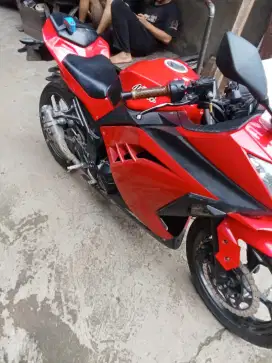 Ninja 250 merah