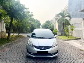 50.000 KM Honda Jazz RS Matic 2011 GE8 Facelift Silver Mulus Plat B