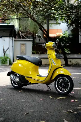 PIAGGIO VESPA MATIC SPRINT IGET TERMURAH BERGARANSI ( BISA KREDIT )