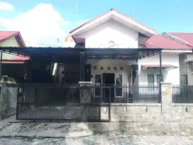 Dikontrakan Rumah ,luas bangunan 90 m²