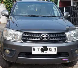 Toyota Fortuner 2008 Bensin