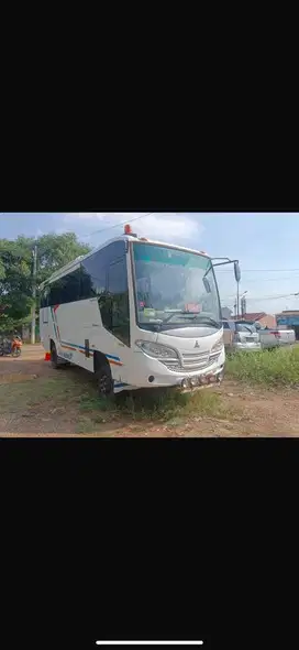 Rental Bus Medium 4X4