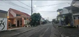 Rumah murah pinggir jalan daerah sulfat blimbing bagus buat usaha BU