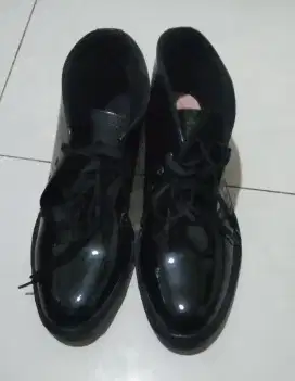 SEPATU KERJA PDH