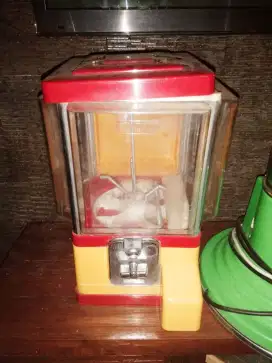 Vending machine retro