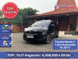 Toyota Sienta V 1.5cc Automatic Th.2017