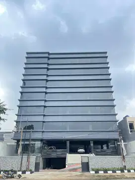 JUAL CEPAT GEDUNG PERKANTORAN BARU 8 LANTAI DI PONDOK PINANG, JAKSEL