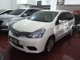 Nissan Grand livina 1.5 SV manual 2014