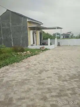 rumah terbaik untuk hunian keluarga terbaik ditembung pasar 8