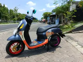 Jual Scoopy 2022 warna limited biru