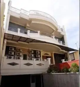 dijual kosan exclusive 4 lantai tanjung duren roi 10