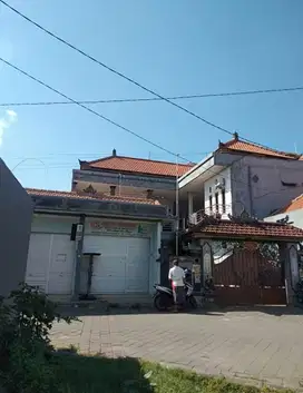 Rumah kost dan Ruko murah dekat GWK