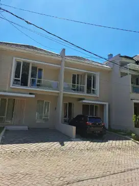 RUMAH BARU (BELOM PERNAH DITEMPATI) JUANDA LAND, FURNISH