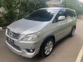 Innova 2.7 V bensin metik 2005 varian limited edition