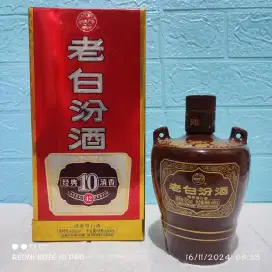 koleksi antik botol kosong bekas mnman china porselein