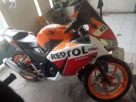 HONDA CBR 150 REPSOL