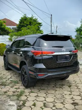 Fortuner VRZ Trd 2020 (Kick Sensor)