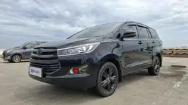 TDP 25Jt Toyota Kijang Innova 2.0 G Bensin-MT 2017 Hitam /