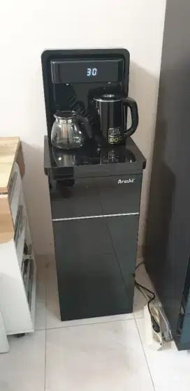 Dispenser arashi