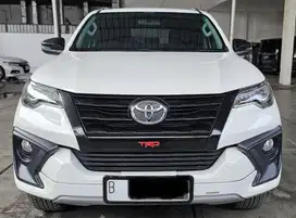 Cuma 41rb Km Toyota Fortuner 2.4 VRZ TRD Sportivo AT 2017 Putih Mulus