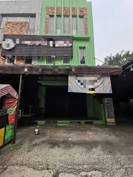 Dijual ruko Modernland Tangerang ex resto dan karaoke lokasi bagus