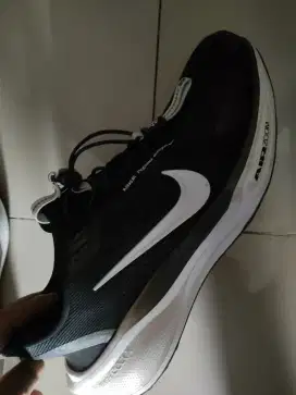 Jual sepatu merk NIKE ORIGINAL