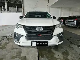 Km Low 41rban Toyota Fortuner VRZ TRD 2.4 AT ( Matic ) 2017 Putih  jkt