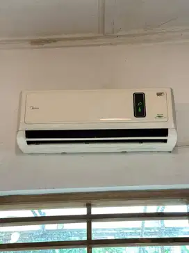 AC 1 PK MIDEA Inverter