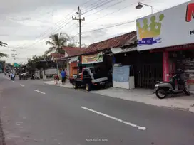 Tanah bonus kios pinggir jalan raya medari sleman