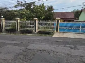 Rumah Dijual - LB/LT: 150 M2/570 M2.