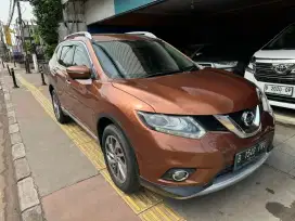 Nissan Xtrail 2015 AT