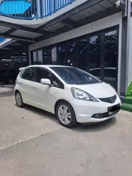 Dijual Honda Jazz GE8 1.5S AT Mulus Istimewa